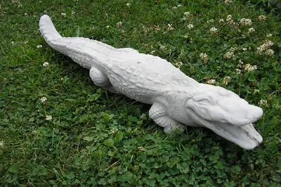 Concrete alligator