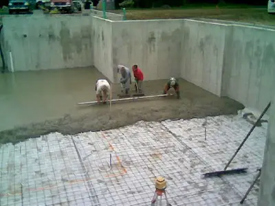 pouring concrete slab