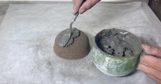 DIY Concrete Planter