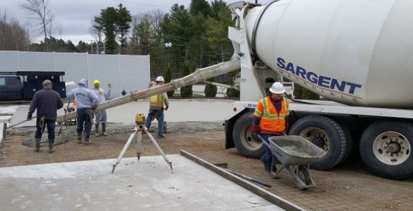 concrete driveway cost