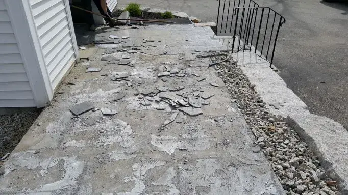 Concrete overlay Concrete overlay