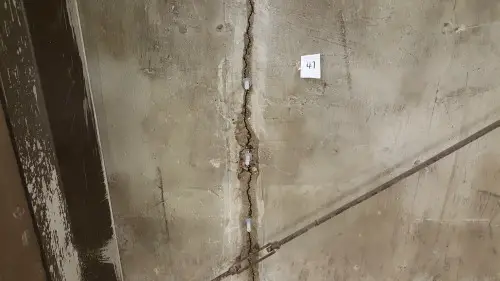 foundation crack repair