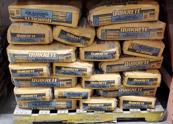 How many bags of concrete on a pallet?