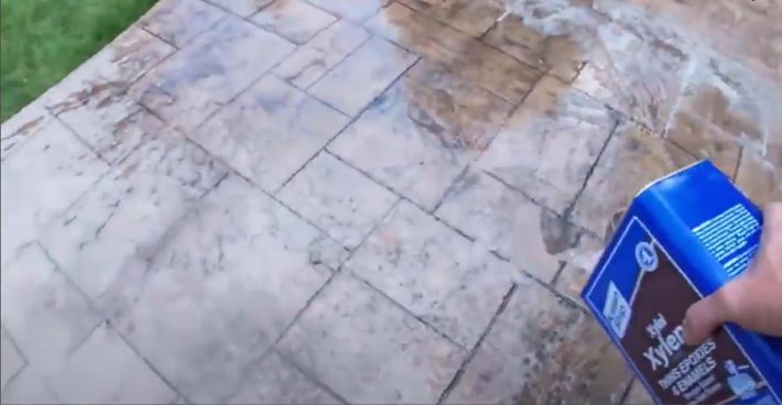 Will Xylene remove concrete sealer