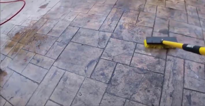 Will Xylene remove concrete sealer