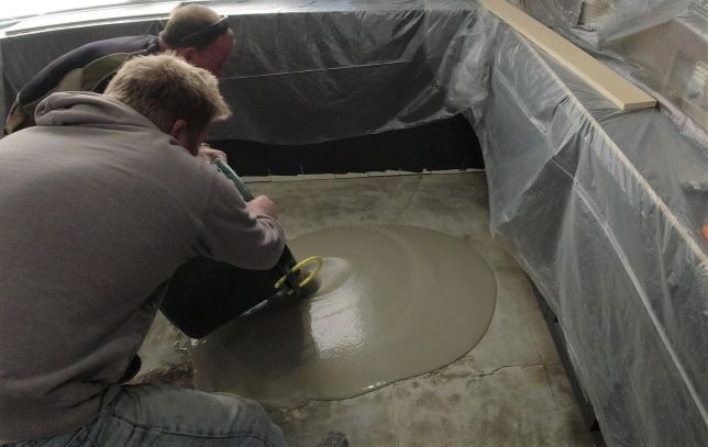 How to install self leveling concrete