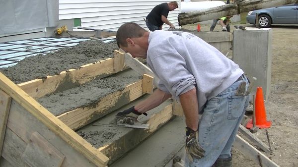 Building Concrete Steps How To Build, How To Build A Concrete Patio Step By Step